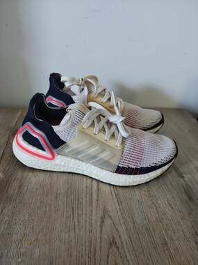 Adidas Ultraboost 19 Womens Size 6 Chalk White Navy Blue Athletic Running Shoes